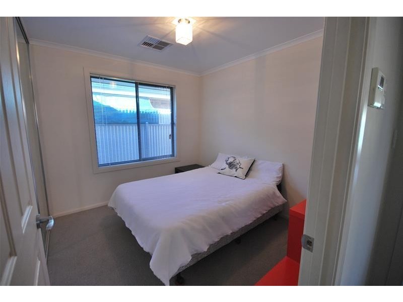 25 Glenburnie Street, Seaton SA 5023