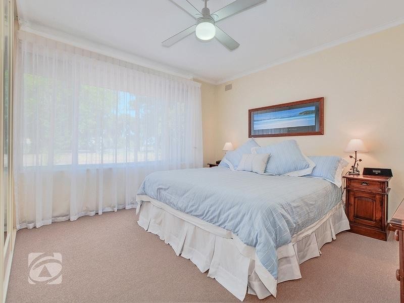 28 Hilltop Avenue, Ridgehaven SA 5097