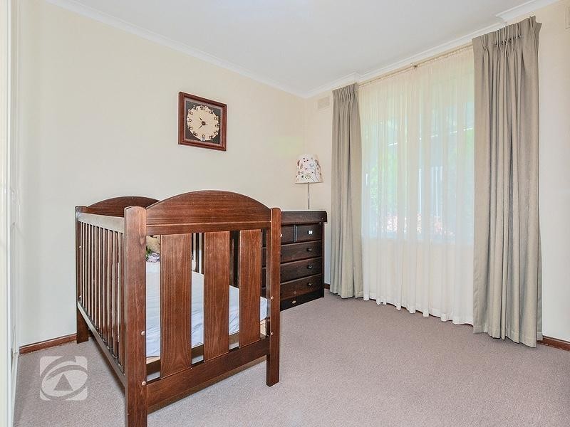 28 Hilltop Avenue, Ridgehaven SA 5097