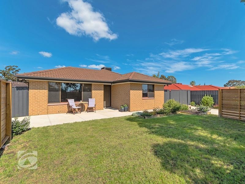 15 Fraser Avenue, St Agnes SA 5097