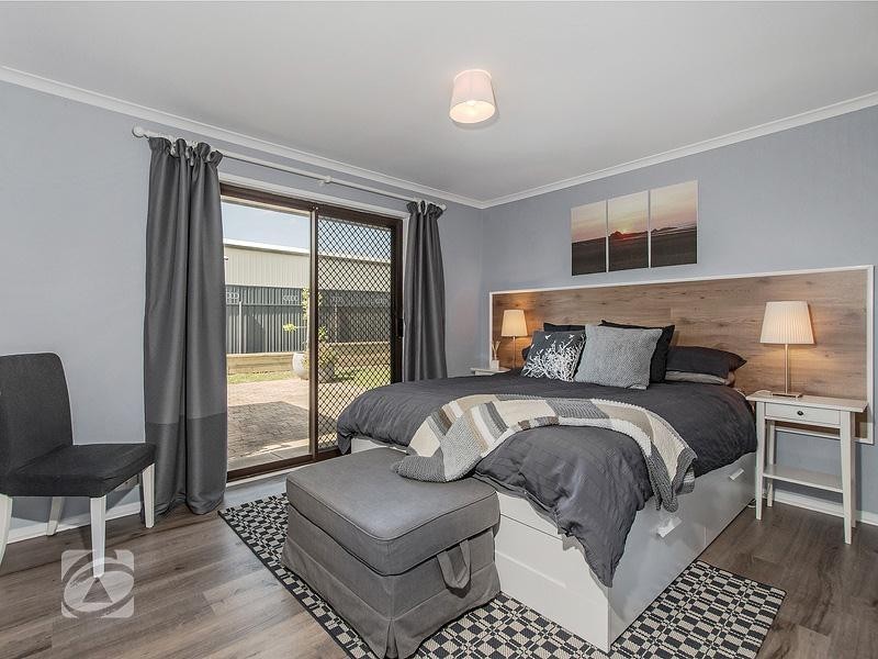 15 Fraser Avenue, St Agnes SA 5097