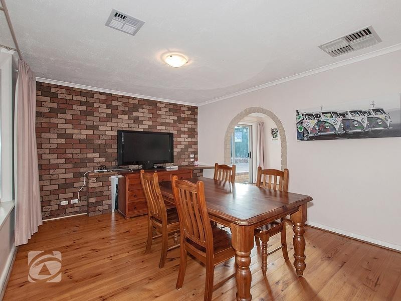 9 Farm Drive, Redwood Park SA 5097