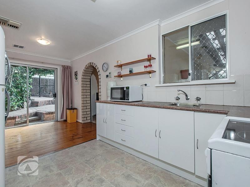 9 Farm Drive, Redwood Park SA 5097