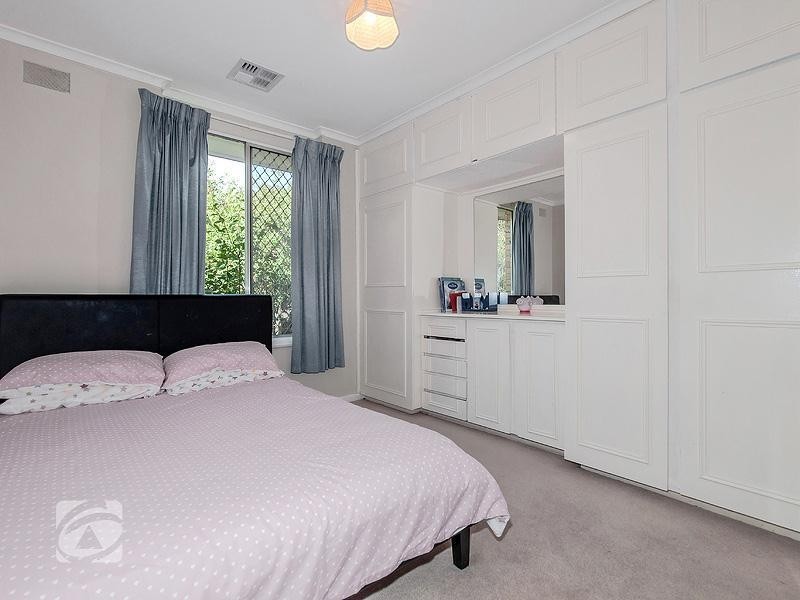 9 Farm Drive, Redwood Park SA 5097