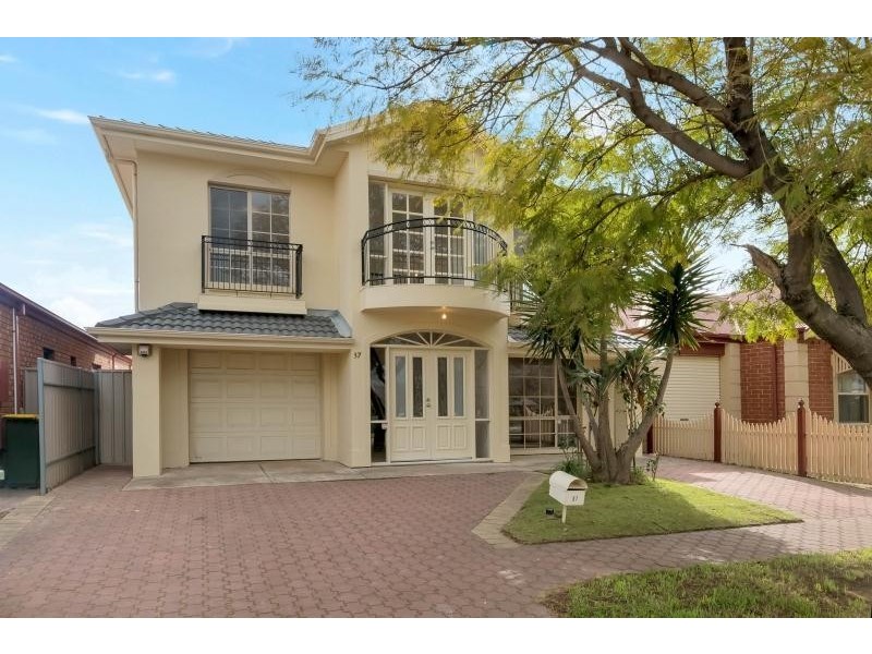 37 Conservatory Circuit, Oakden SA 5086