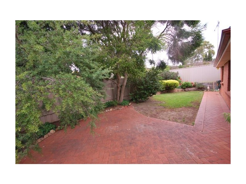 8 Driscoll Court, Greenwith SA 5125