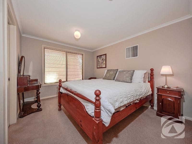 11 Crafter Street, Fairview Park SA 5126