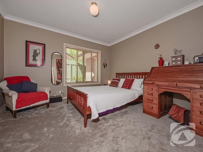 11 Crafter Street, Fairview Park SA 5126