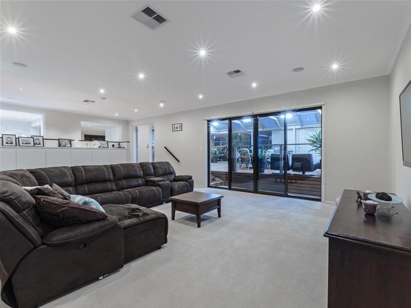 11 Palmyra Street, Modbury Heights SA 5092