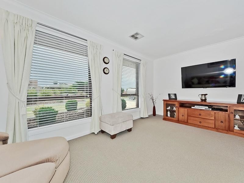 30 Cedric Avenue, Redwood Park SA 5097