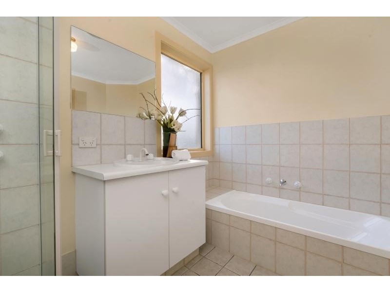 48A Sir Ross Smith Boulevard, Oakden SA 5086