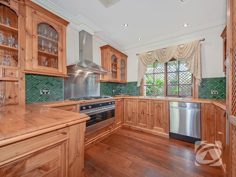 5 Rundle Court, Greenwith SA 5125