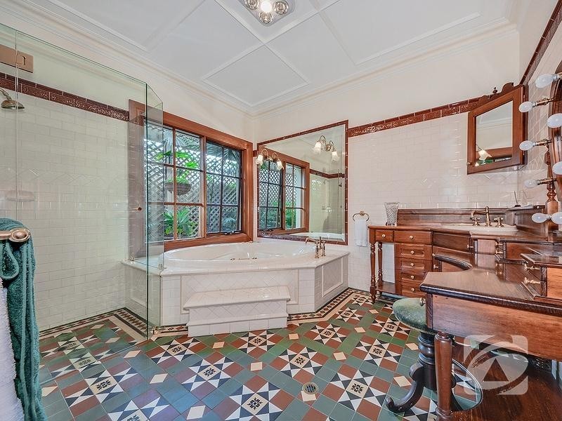 5 Rundle Court, Greenwith SA 5125