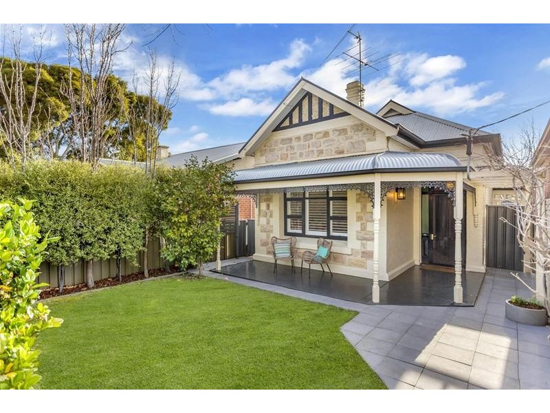 54 Sixth Avenue, St Peters SA 5069