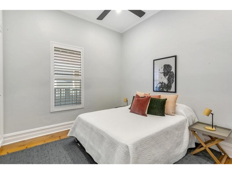 54 Sixth Avenue, St Peters SA 5069