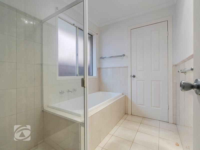 6 Creekview Drive, Walkley Heights SA 5098