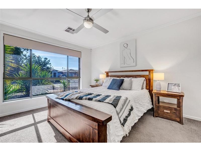 4 West Parkway, Andrews Farm SA 5114