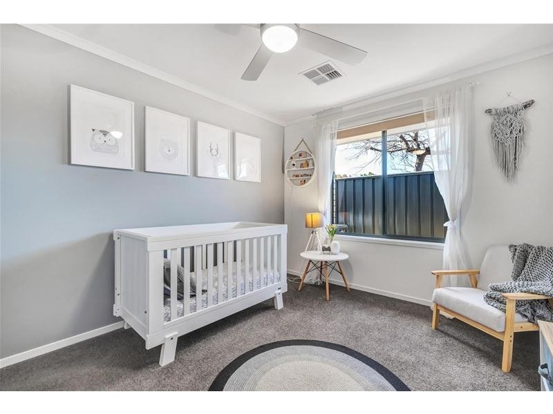 4 West Parkway, Andrews Farm SA 5114