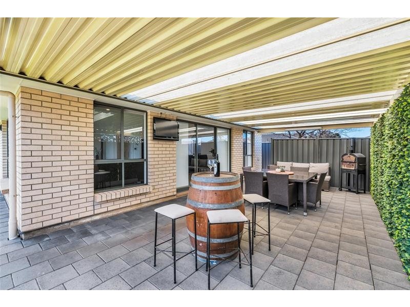 4 West Parkway, Andrews Farm SA 5114