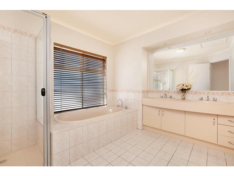 90 Liberator Drive, Paralowie SA 5108