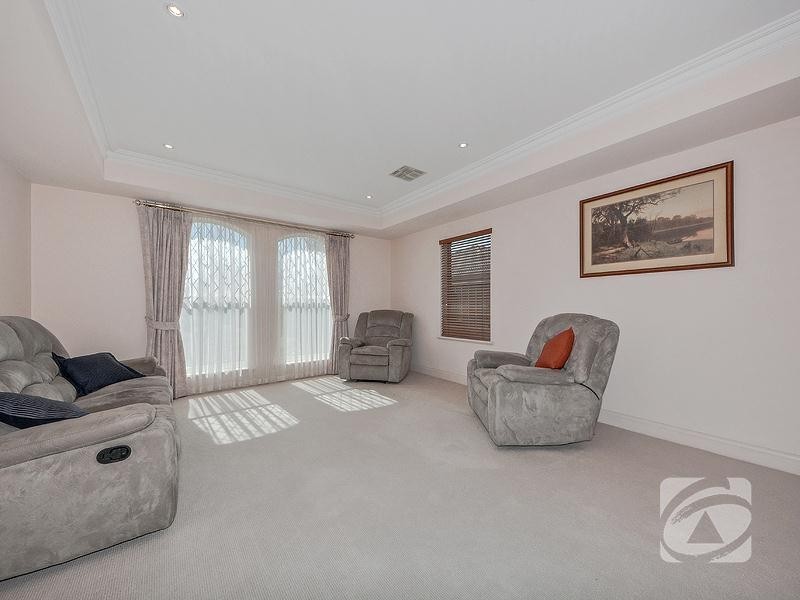 21 Greencrest Circuit, Golden Grove SA 5125