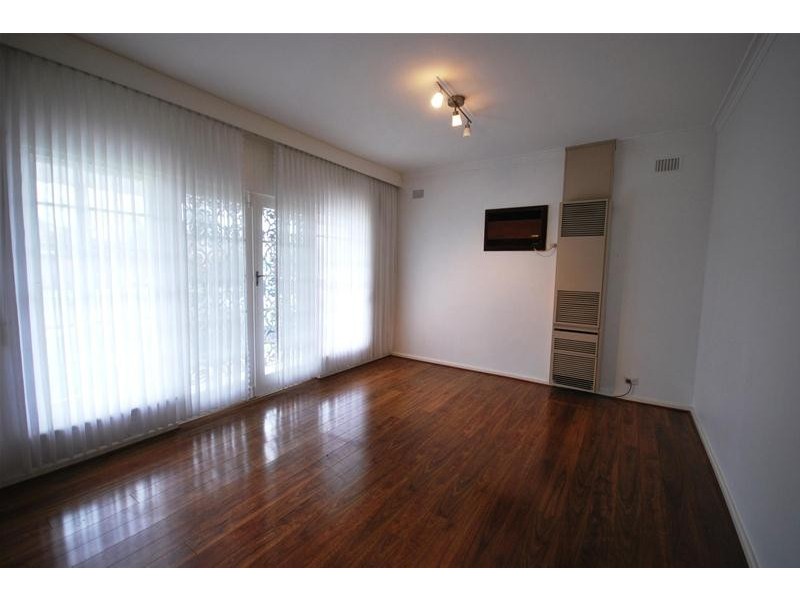 4 Pamela Avenue, Campbelltown SA 5074