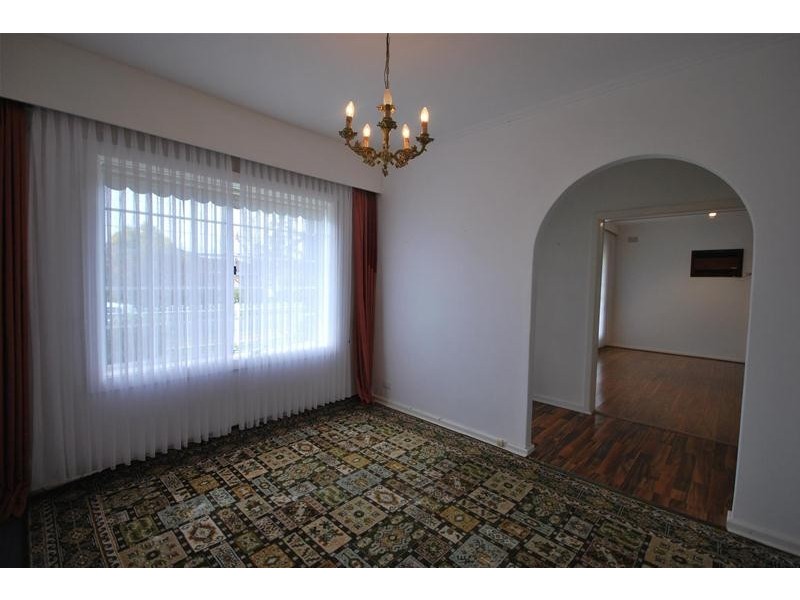 4 Pamela Avenue, Campbelltown SA 5074