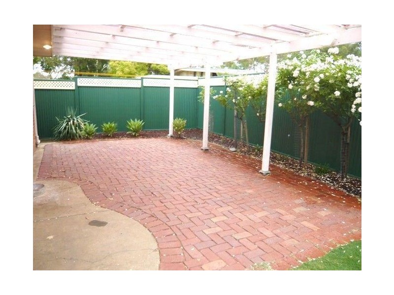 10 Sandalwood Drive, St Agnes SA 5097