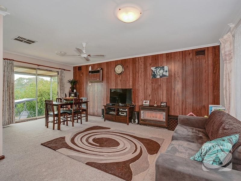 40 Somerset Avenue, Redwood Park SA 5097