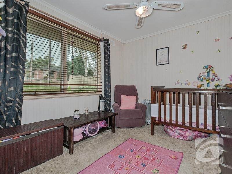 40 Somerset Avenue, Redwood Park SA 5097