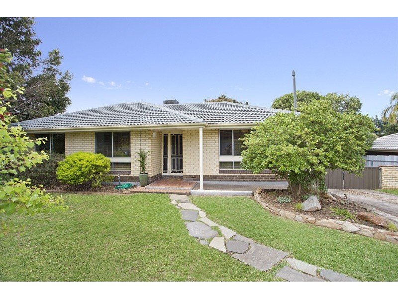 15 Scenic Way, Ridgehaven SA 5097