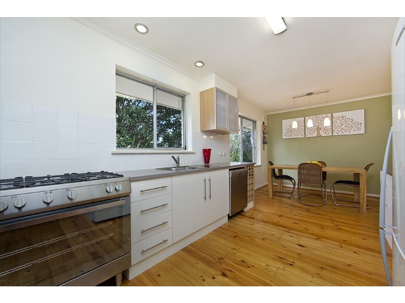 15 Scenic Way, Ridgehaven SA 5097