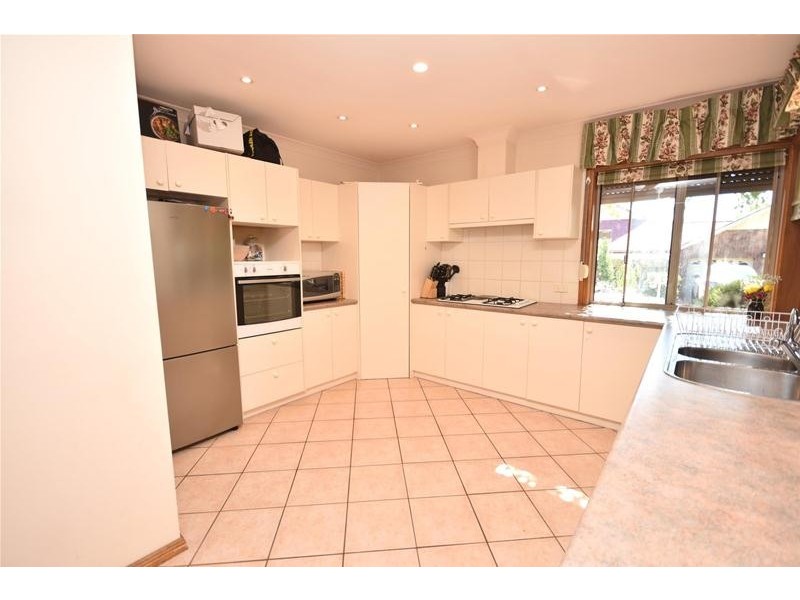 2 Thornbill Close, Tea Tree Gully SA 5091