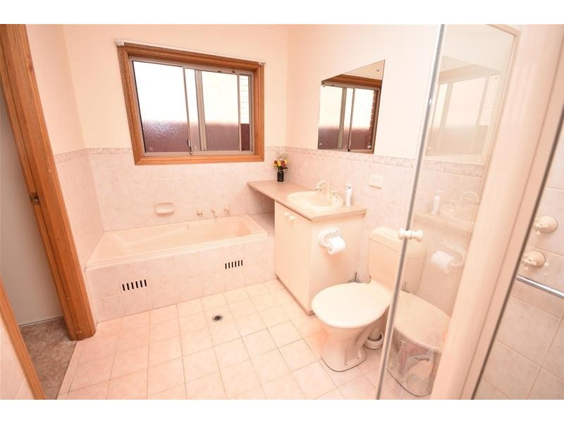 2 Thornbill Close, Tea Tree Gully SA 5091