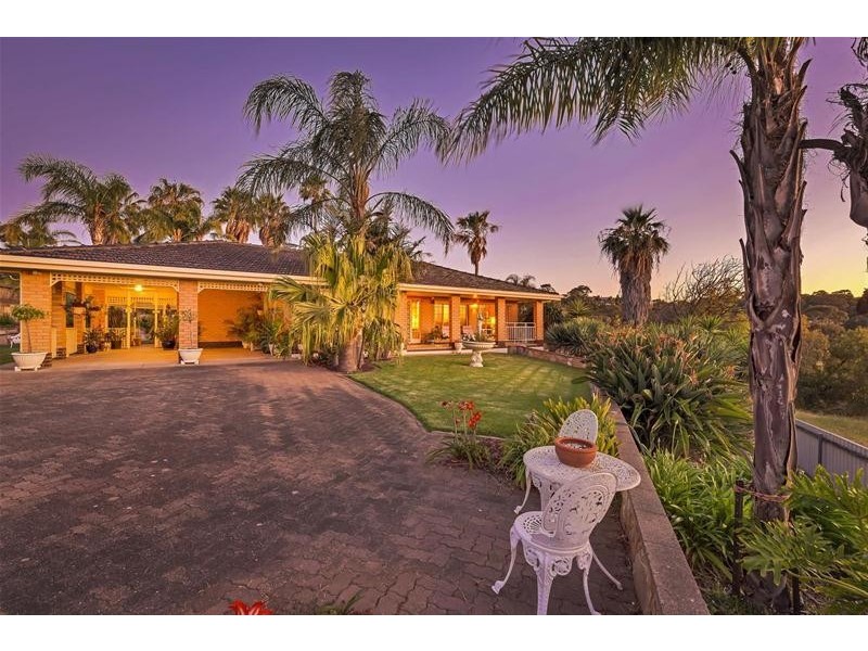 101 Wynn Vale Drive, Gulfview Heights SA 5096