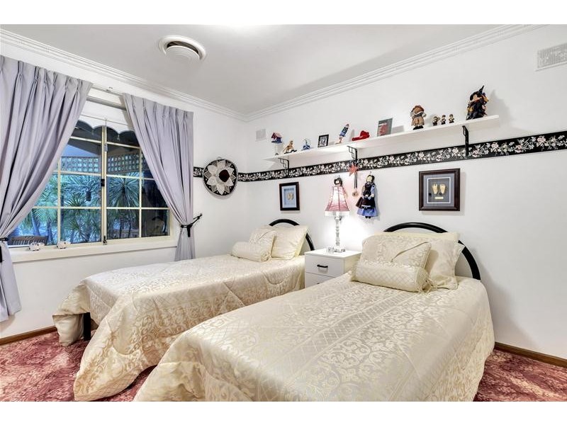 101 Wynn Vale Drive, Gulfview Heights SA 5096