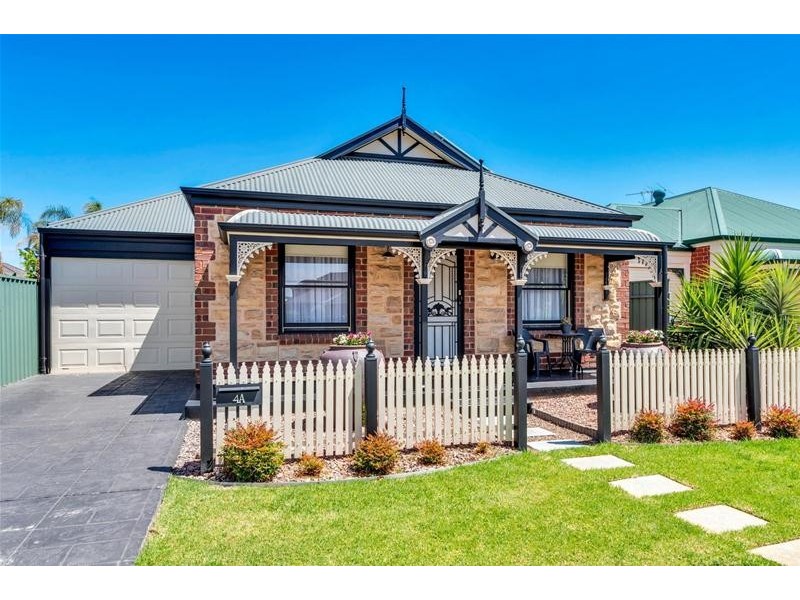 4A Blue Wren Circuit, Mawson Lakes SA 5095
