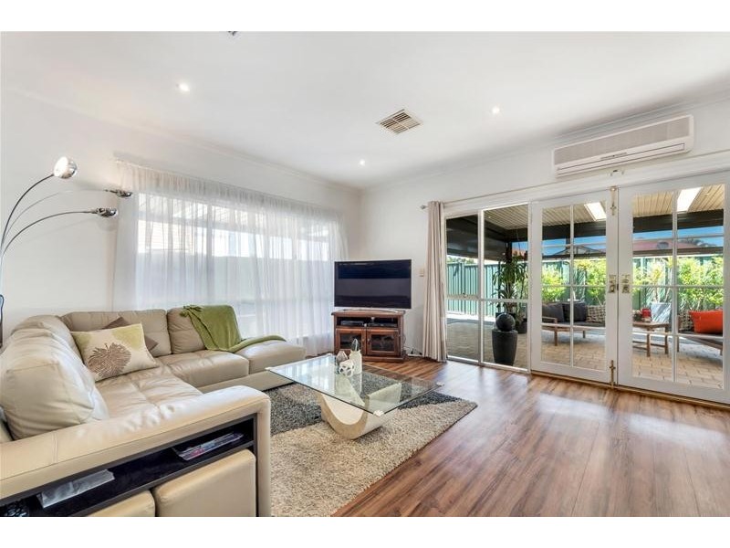 4A Blue Wren Circuit, Mawson Lakes SA 5095