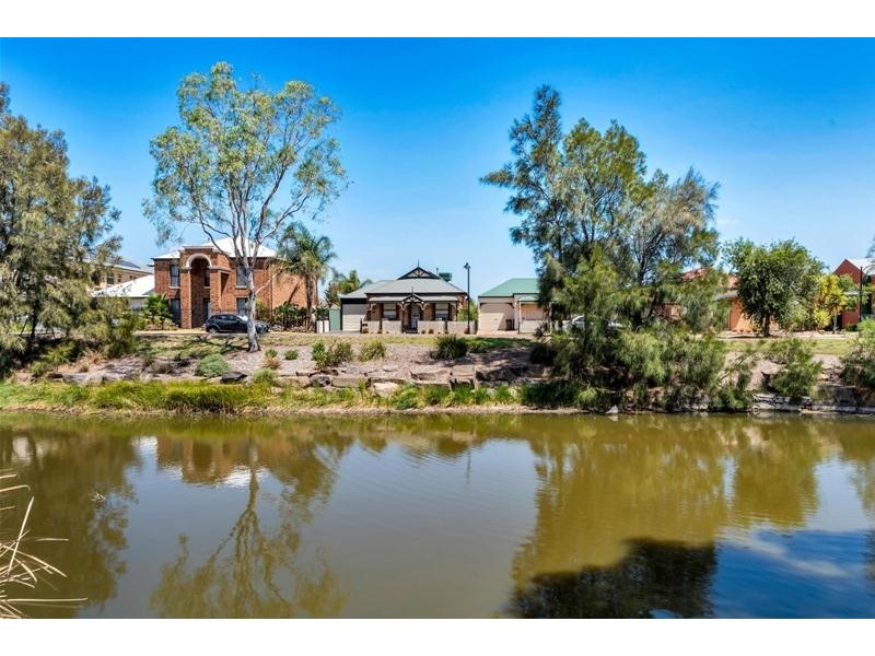 4A Blue Wren Circuit, Mawson Lakes SA 5095