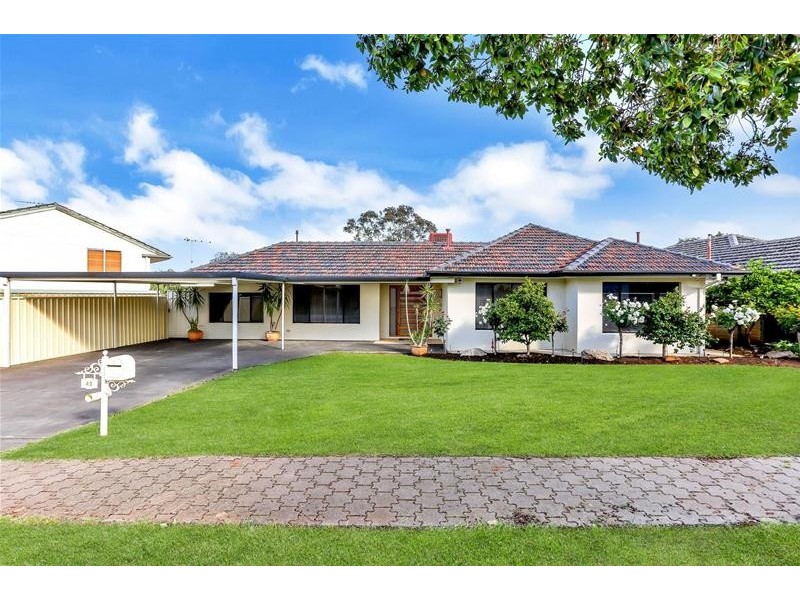 42 Topaz Crescent, Salisbury East SA 5109