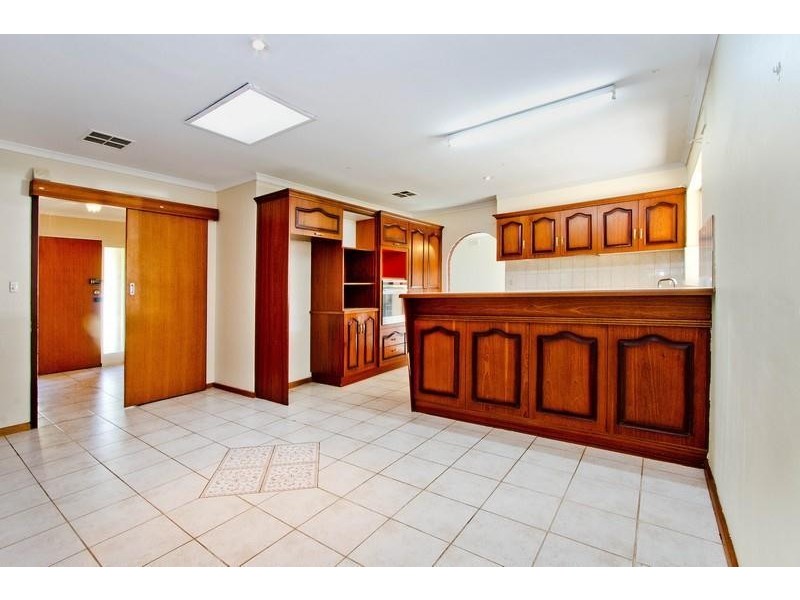 12 Crampton Street, Fairview Park SA 5126