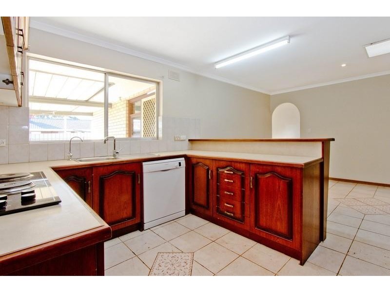 12 Crampton Street, Fairview Park SA 5126