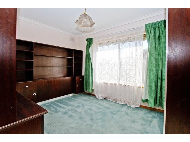 12 Crampton Street, Fairview Park SA 5126