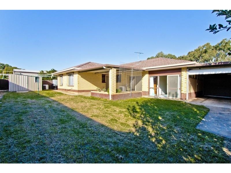 12 Crampton Street, Fairview Park SA 5126