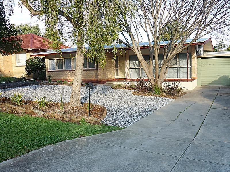 10 Lynore Road, Ridgehaven SA 5097