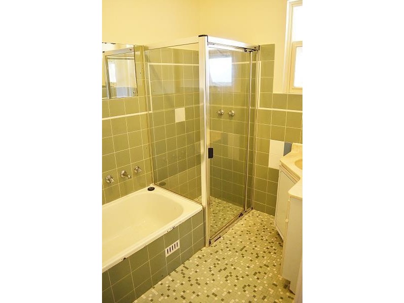 10 Lynore Road, Ridgehaven SA 5097