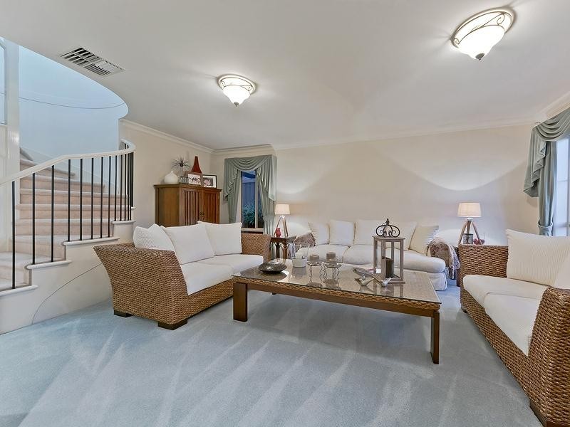 12 Portsmouth Parade, Gulfview Heights SA 5096