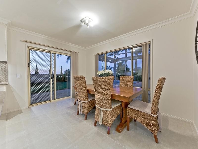 12 Portsmouth Parade, Gulfview Heights SA 5096