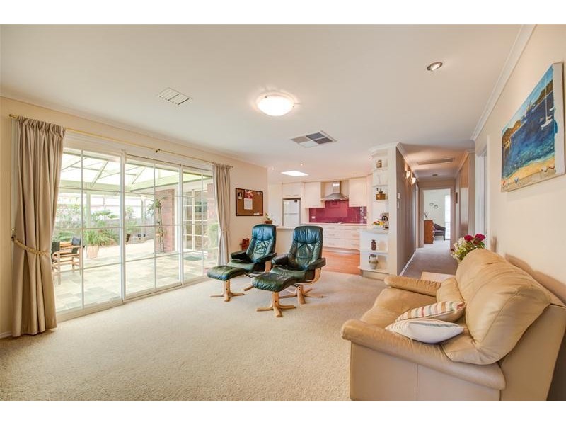 5 Rosella Street, Modbury Heights SA 5092