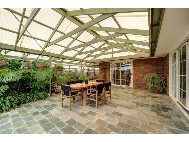 5 Rosella Street, Modbury Heights SA 5092